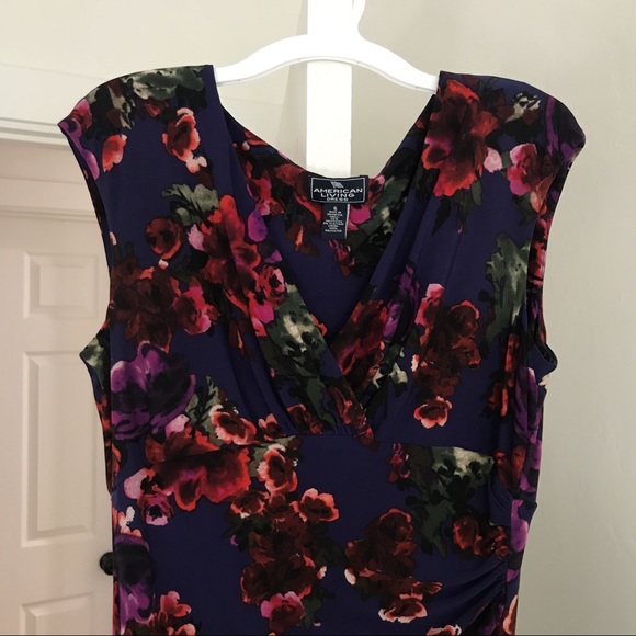 Vintage Inspired Body-con Dress - Picture 4 of 5